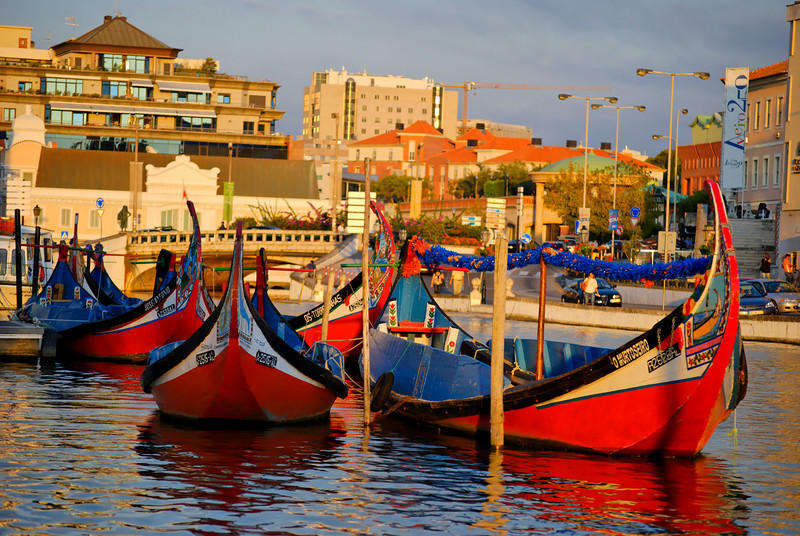 The Moliceiros Boats, Aveiro Lagoon and Channels » Aveiro Tourism Guide